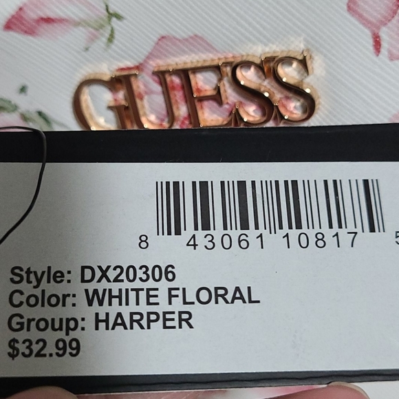 ❗Guess sling Bundle❗ - Picture 9 of 10